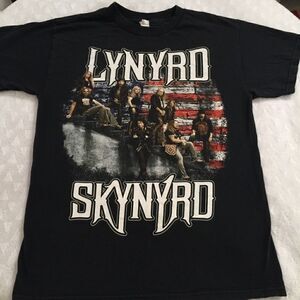 LYNYRD SKYNYRD 2011 Band Tee! Unisex